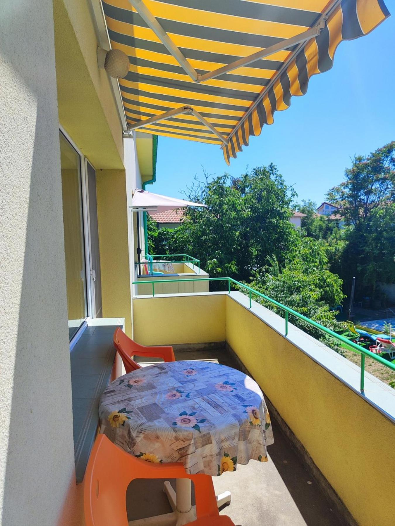 Отель Jacky'S House Черноморец Экстерьер фото